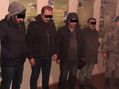 IN THE MOUNTAINS ON THE BORDER WITH POLAND, 4 ILLEGALS DETAINED FROM TURKEY