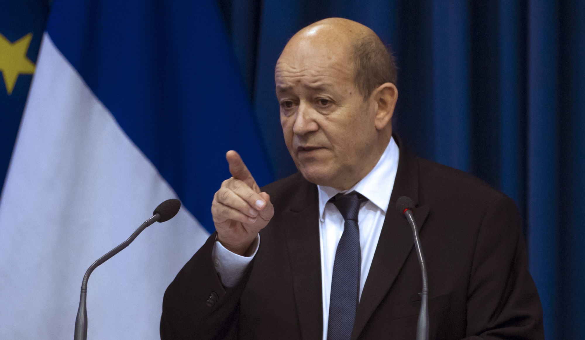Голова МЗС Франції критикує закон про ІНП