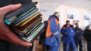 Migrant nie zabiera pracy Migrant nie zabiera pracy