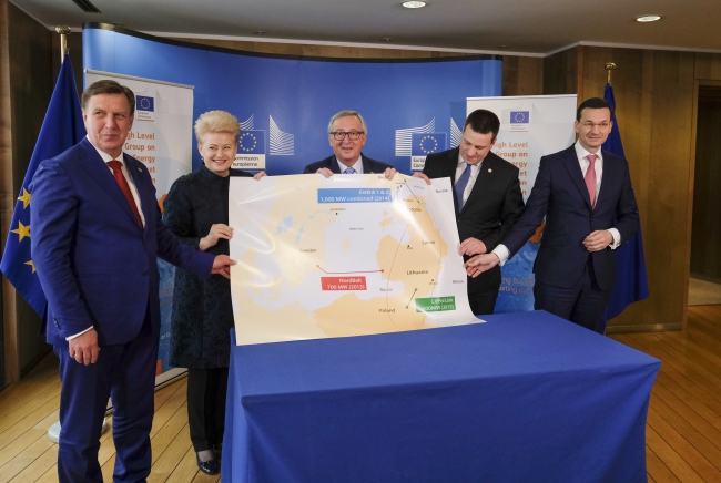 Польща синхронізуватиме енергетичну мережу з країнами Балтії