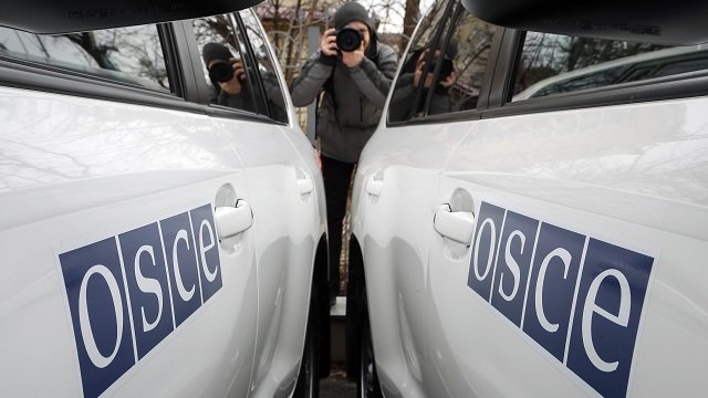 Працівник місії ОБСЄ на Донбасі передав Росії секретні дані, – ЗМІ