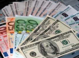 Польща обігнала Росію за обсягом грошових переказів в Україну