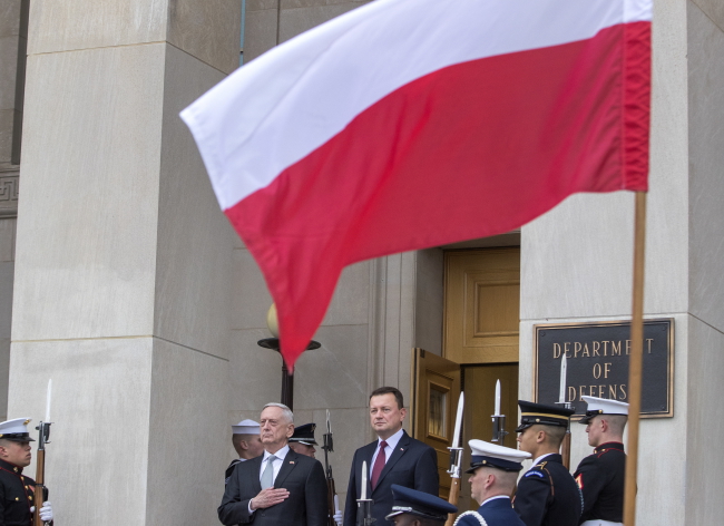 Голова Міноборони Польщі: Нашу пропозицію добре сприйняли у США