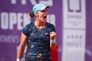 Ангелина Калинина вышла во второй круг отбора теннисного турнира Australian Open-2019