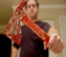 В Клодзьку чоловік вбив молотком сусідського пса