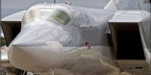 Росія перекинула до Криму бомбардувальники Ту-22М3 у відповідь на американську ПРО в Румунії