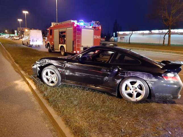 Поляк розбив Audi Porsche через розмови по телефону за кермом (фото)