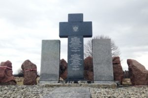 Официального решения о проведении эксгумаций в Гуте Пеняцкой нет - Вятрович Официального решения о проведении эксгумаций в Гуте Пеняцкой нет - Вятрович
