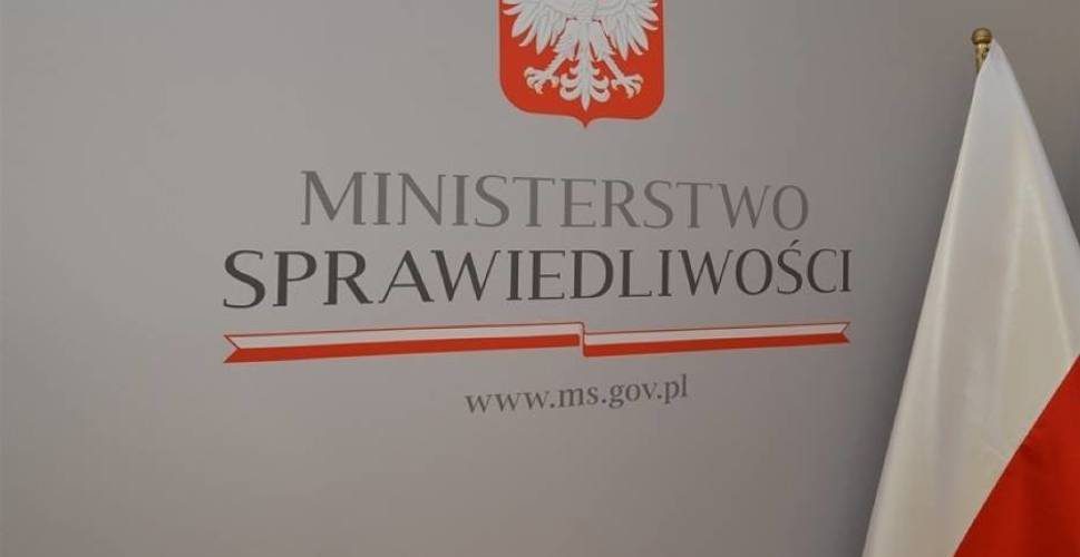 В Польщі готують новий закон про аліменти