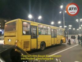 Водитель маршрутки сбил людей на переходе: Кличко обещает комплексную проверку Водитель маршрутки сбил людей на переходе: Кличко обещает комплексную проверку