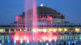 Відкриття сезону роботи фонтанів у Вроцлаві