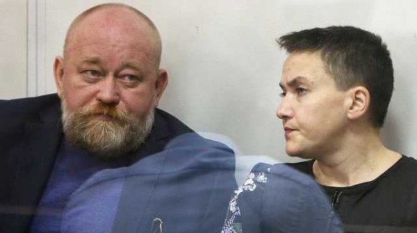 Савченко и Рубана выпустили из-под стражи в зале суда
