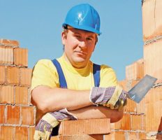 Польща може програти битву за українців