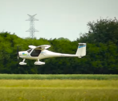 У Вроцлаві відбувся перший політ електричного літака (відео) У Вроцлаві відбувся перший політ електричного літака (відео)