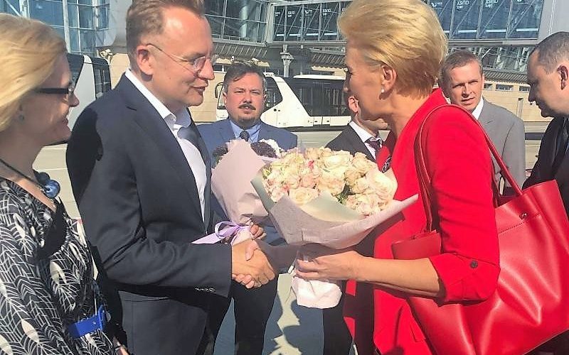Дружина президента Польщі прибула до Львова
