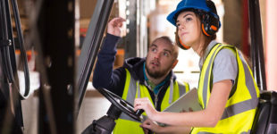 Іноземні студенти в Польщі можуть заробляти по 3000 злотих на місяць