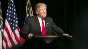 Президент США Дональд Трамп скасував візит до Польщі