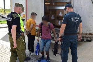 Знову нелегали на кордоні. Цього разу – сирійці й турок-посередник