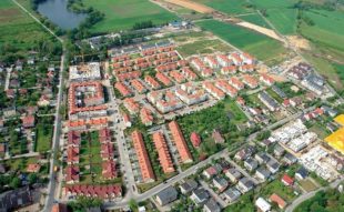 У Вроцлаві українці-орендарі, без відома власника, прописали у помешканні 5 земляків