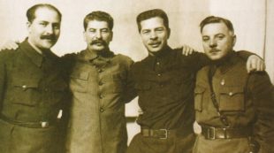 Історик: Більшовицьку партію можна сміливо вважати такою ж злочинною організацією, як і НСДАП