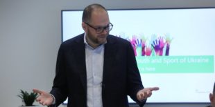 Скандальний номер 95 кварталу: міністр культури вибачився перед Гонтаревою Скандальний номер 95 кварталу: міністр культури вибачився перед Гонтаревою