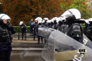 Поліція затримала на Марші рівності чоловіка з двома ножами, який викрикував Аллах Акбар (фото)