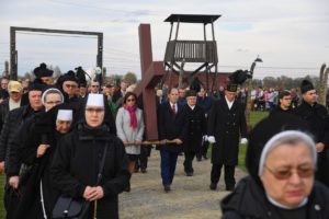 В Аушвіц-ІІ-Біркенау молилися за жертв нацистських і радянських таборів