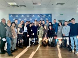 Мій недільний ранок сьогодні пройшов в компанії розумних і досвідчених, сильних і спраглих змін патріотів України!