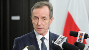 Спикера Сената Польши обвиняют во взятке 20-летней давности Спикера Сената Польши обвиняют во взятке 20-летней давности