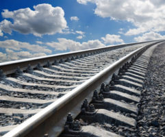 Життю українців, які постраждали у зіткненні з поїздом, немає загрози