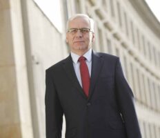 Спецінтерв’ю з воєводою Нижньої Сілезії