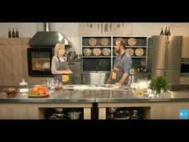 З Осман Пашаєв (Osman Pashayev) готували смачнючі янтики і трішки говорили про політику