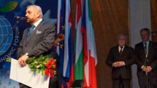 Wiera Meniok i prof. Stanisław Stępień laureatami nagrody Karpacka Europa Wspólnych Wartości