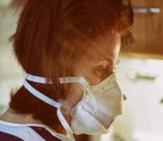 Штраф нічому не навчив: в Польщі 2 жінки, яких оштрафували на 5 тис. злотих, знову порушили умови карантину Штраф нічому не навчив: в Польщі 2 жінки, яких оштрафували на 5 тис. злотих, знову порушили умови карантину