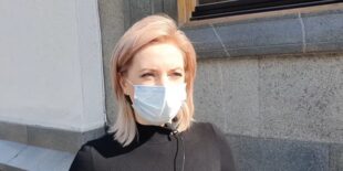 Сьогодні зранку прочитала в ЗМІ, що мій підпис стоїть під заявою групи депутатів з вимогою про звільнення співробітників ДБР та ОГП, які мають відношення до справи Тетяни Чорновол