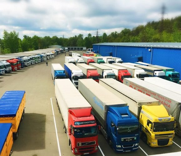 Сьогодні на україно-польському кордоні — черги на 240 вантажівок