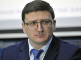 45% тих хто шукає роботу за кордоном змушені робити це для задоволення мінімальних потреб своєї родини