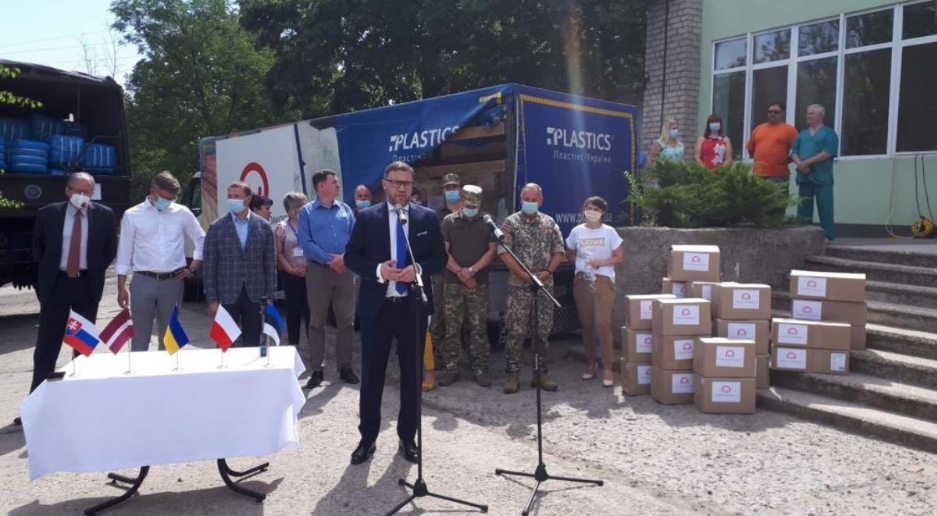 Лікарні на Донбасі отримали медичну допомогу від Польщі