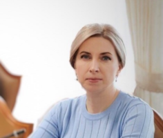 Право на владу. Путін нападе?