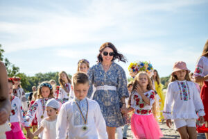 Татьяна Петракова представила IV энциклопедию детских талантов