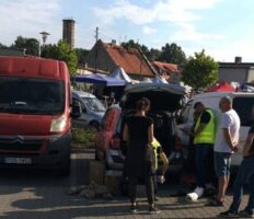 У Польщі поліція затримала українця, який продавав український спирт та цигарки (фото)