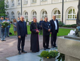 Митрополит Мєчислав Мокшицький заявив про загрозу українського націоналізму