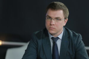 Хвороби росту інформаційної політики