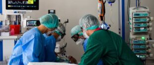 Польща працевлаштує лікарів з України