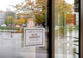 З 17 жовтня у Польщі будуть зачинені басейни, спортзали та фітнес-клуби