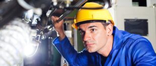 Сумна статистика: до Польщі виїжджають кваліфіковані та освічені українці Сумна статистика: до Польщі виїжджають кваліфіковані та освічені українці