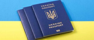 У Кракові українці не забирають закордонні паспорти