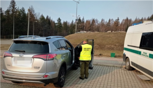 Польські прикордонники затримали українця у викраденому в Італії авто