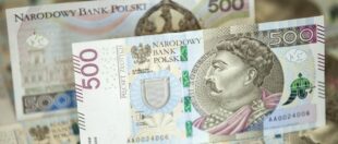 З наступного року в Польщі змінюються правила соцдопомоги «500+»