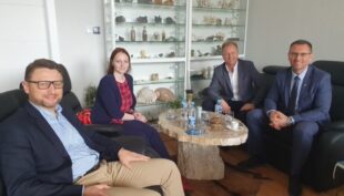 У Кракові обговорили забезпечення потреб українських дітей і підлітків